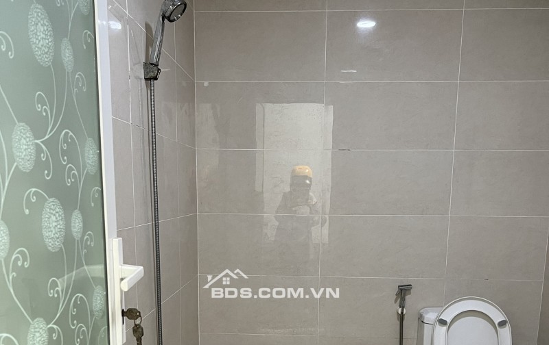 Nhà trệt - 65m2 - thuận tiện cho gia đình trẻ (2VC + 1 con) - tiện ở và bán hàng online
